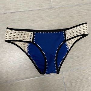 VS Crochet peakaboo side swim bottoms - Small